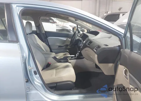 2013 Honda Civic Hybrid z USA, uszkodzony, nr VIN 19XFB4F25DE204049